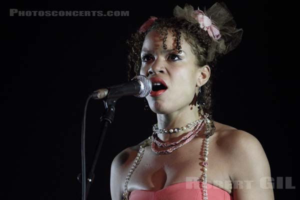 GINKGOA - 2014-02-04 - PARIS - Le Trianon - 